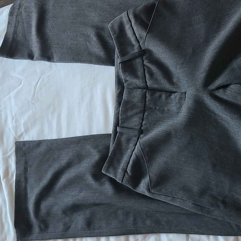 Suzy Shier dress pant